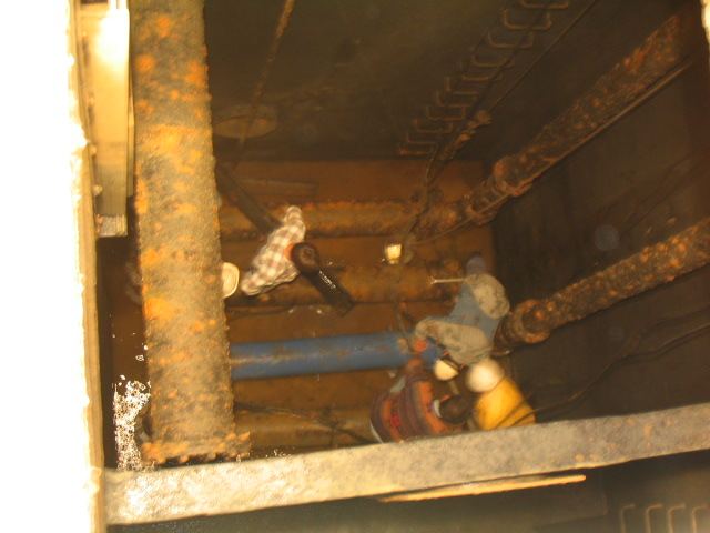 Cañerías e instalación en cámara de carga
